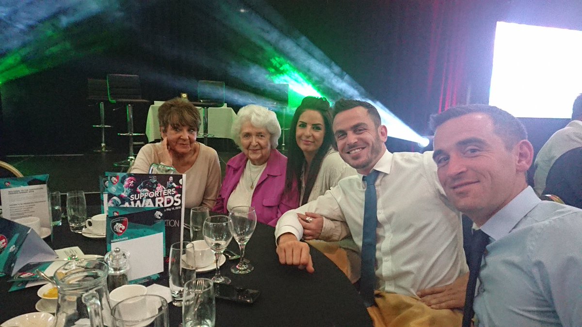 Tomkitten tweet media