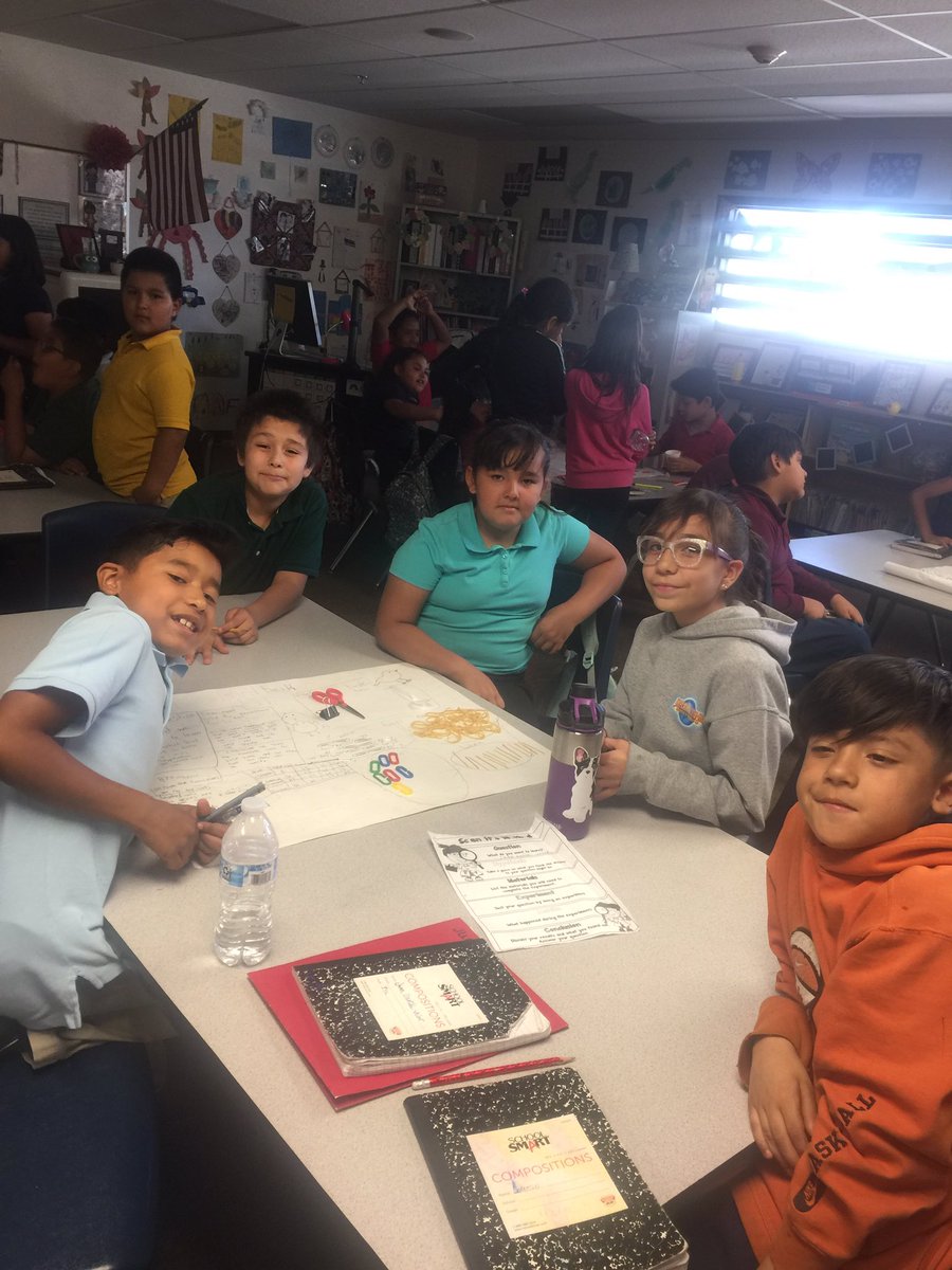 normaaguayo2's tweet photo. It’s all about science! Atzin’s 2nd annual STEAM Expo! #cartwrightcougars https://t.co/ByY0tpXg0f