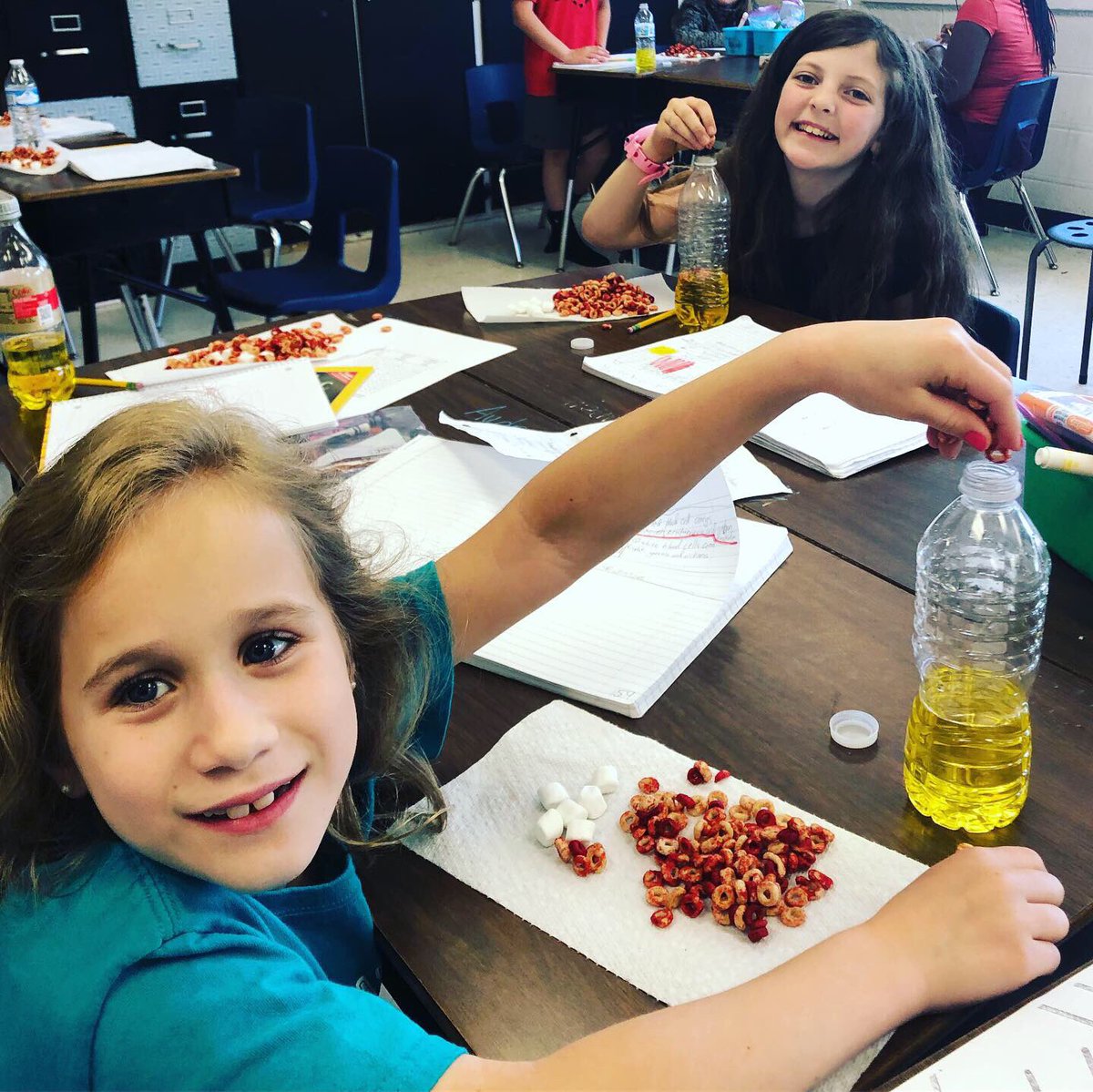 MrsStrawn (@10mrsstrawn) on Twitter photo We had a bloody good time studying platelets, plasma, & red and white blood cells today. #bloodinabottle <a href="/TweetDCS_OGCES/">Oak Grove Central Elementary School</a> We had a bloody good time studying platelets, plasma, & red and white blood cells today. #bloodinabottle <a href="/TweetDCS_OGCES/">Oak Grove Central Elementary School</a>