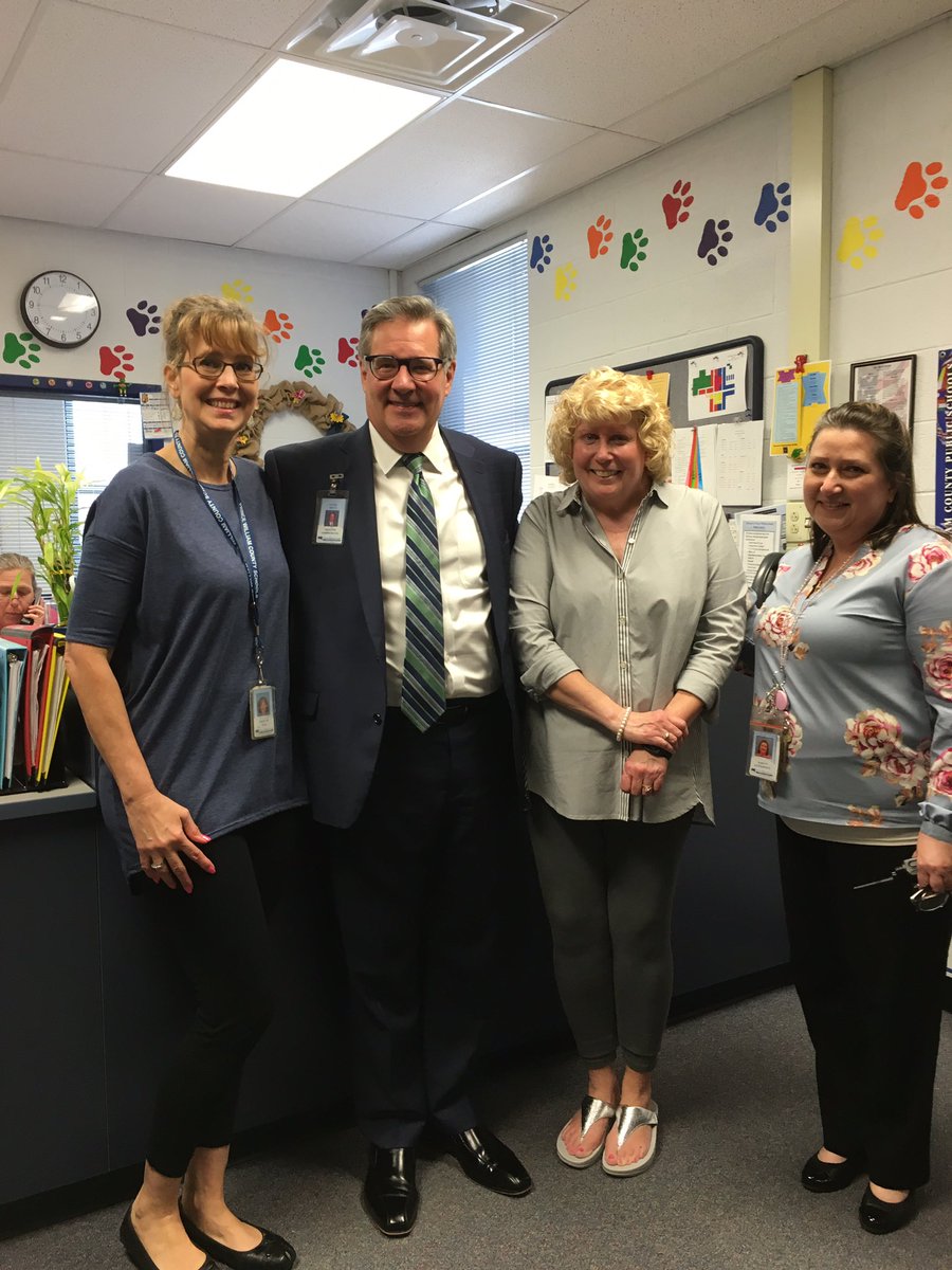 Visiting #LRESPride today and received a great welcome from <a href="/LRESPrideAP/">LRESPride AP</a> Christy Katsourakis and office assistant Carolyn Gioia and Joy Taylor the school’s reading specialist.