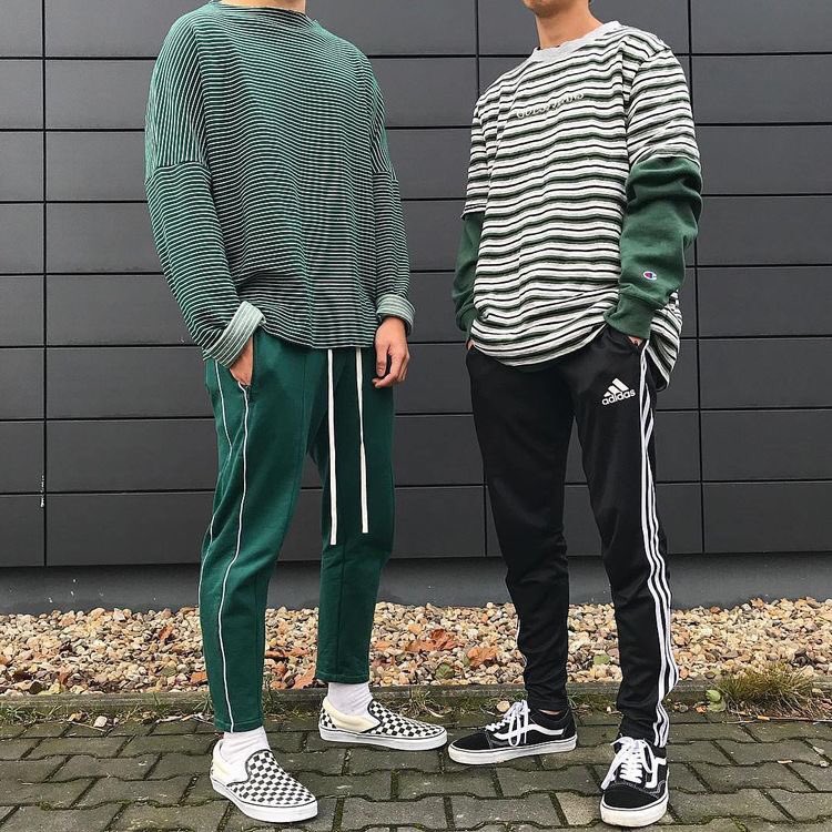 fondknees's tweet photo. harry and louis would be so powerful in these https://t.co/xZfHj8c4lS