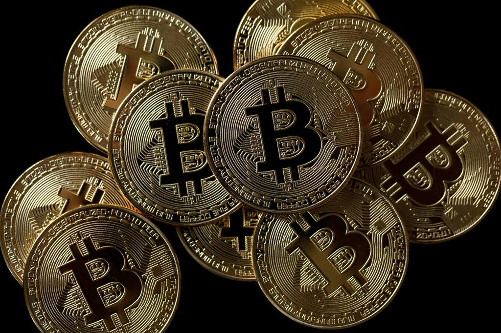 Reuters's tweet photo. Rapid bitcoin rally cheers crypto market investors, others wary https://t.co/NwkMfiLO7n https://t.co/b8zq3GlxQ7