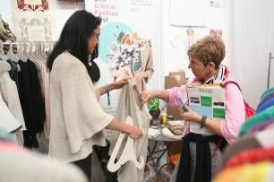 ¿Sabes cuál ha sido el peso de la moda sostenible 👗👖👕👙en #BioCulturaBarcelona? 

<a href="/EcoNoticia/">Eco Noticias</a> 

buff.ly/2E3YTdl