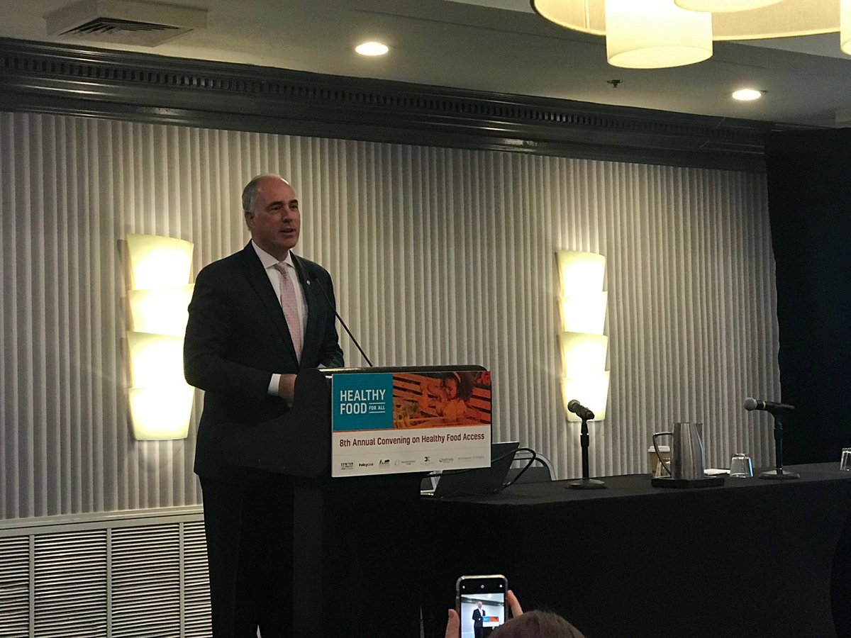 Thrilled that @SenBobCasey joined us to speak about the Healthy Food Finance Initiative (HFFI) at the 8th Annual Convening on Healthy Food Access! #HealthyFoodForAll #HFFI2019 #HealthyFoodAccess #HFFI #InvestHealth @thefoodtrust