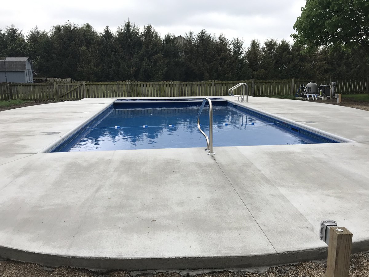 PoolsofFun's tweet image. Who's ready to jump in?! 💦 

#poolsoffun #ingroundpool #poolconstruction #concrete #backyard #newpool #indiana