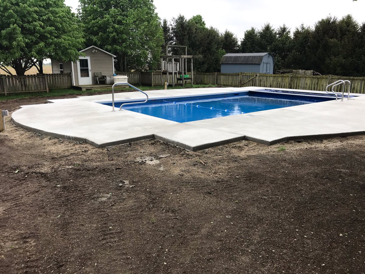 PoolsofFun's tweet image. Who's ready to jump in?! 💦 

#poolsoffun #ingroundpool #poolconstruction #concrete #backyard #newpool #indiana