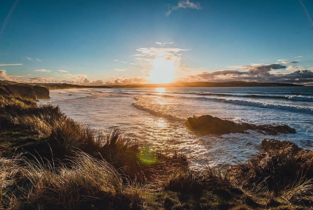 theworkingboat's tweet photo. The Cornish coast is something not to take for granted when the weather is this good! 📷: beersargent
#cornishviews #cornwall #lovecornwall #swisbest #cornishlife #thisiscornwall #travelcornwall #lovefalmouth #traveltocornwall #cornishtravels #explorecornwall #exploreuk https://t.co/dgcFNw6Mxd