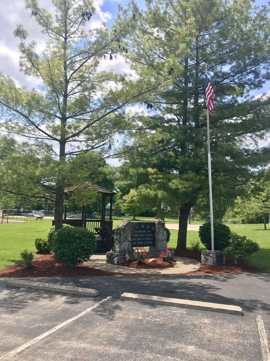 Brandon Moore tweet media