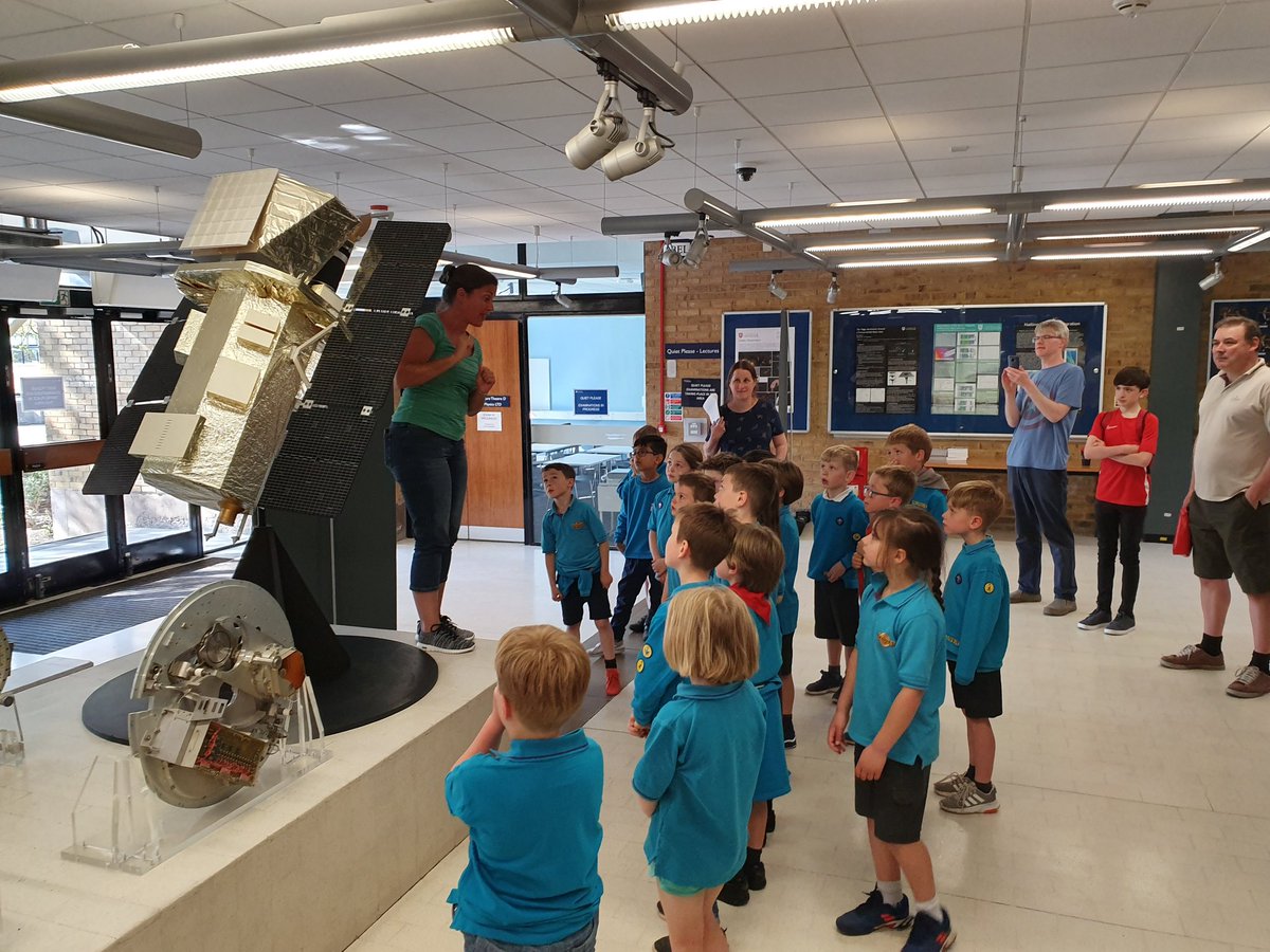 AlexWheldon's tweet photo. Another great meeting for the Houghton Beavers tonight hosted by @PhysicsUoL. The children were lucky enough to hear from and quiz a fantastic scientist working on the @BepiColombo mission to Mercury ☄ and they loved the inflatable planetarium. #STEM https://t.co/SRj7JuMnfT