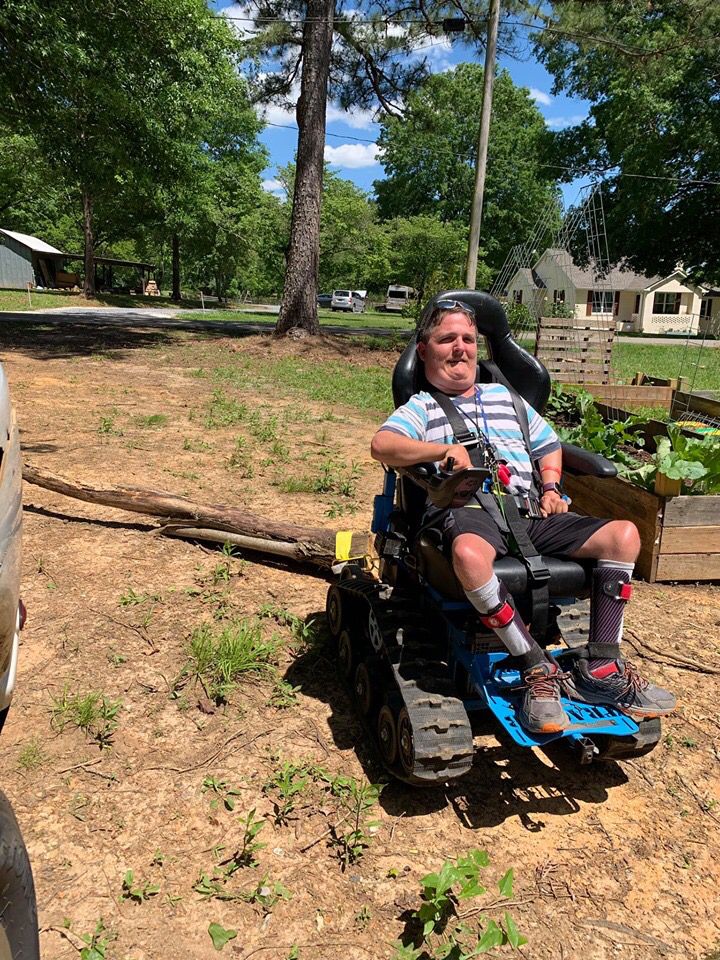 TracFabrication's tweet photo. Shoutout to our friend Daniel and his Grandma Judy! Great photo of a TracFab in use :-)
.
.
#tracfab #tracfabrication #wheelchair #hardwork #mobility #independence #outdoors https://t.co/Q2vwuJmDwm