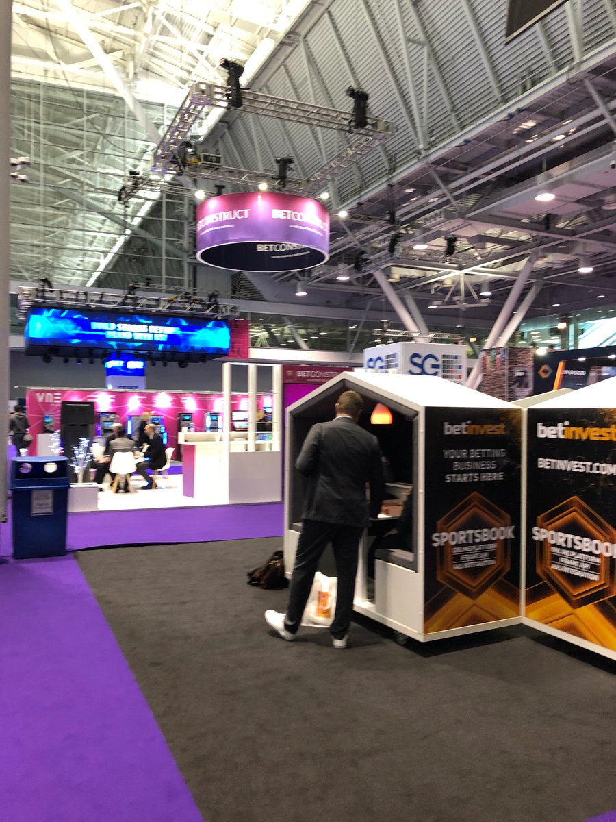 Videon_Central's tweet photo. Day 1 at @ICENorthAmericawas a success! Be on the lookout for our Business Development Specialist, @JoshCetnar, and ask him about our new #VersaStreamer and #EdgeCaster product lines! https://t.co/jtunil1VTi