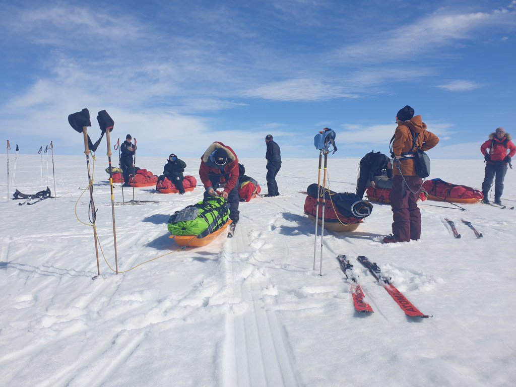 Vatnajökull: both heaven and hell avotunturit.fi/vatnajokull-bo…