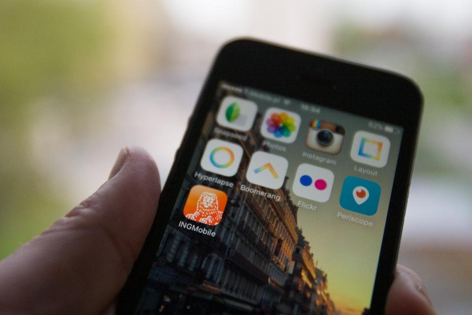 Forbes's tweet photo. The U.S. Supreme Court opened the door for iPhone users' antitrust lawsuit over Apple's 30% commission https://t.co/J5WfoJzrXU by @DawnC331 https://t.co/DhekVtWMKz