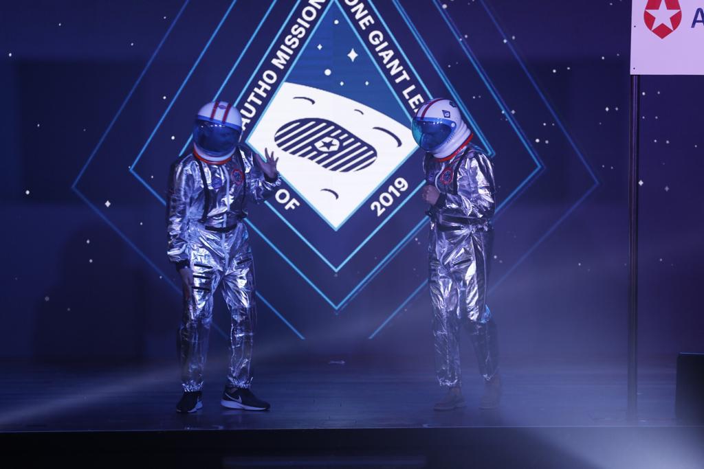 auth0's tweet photo. Kicking off #OOF2019!

ONE GIANT LEAP 🔐👩‍🚀🌠

#weareAuth0 https://t.co/bMhGG7w5NN