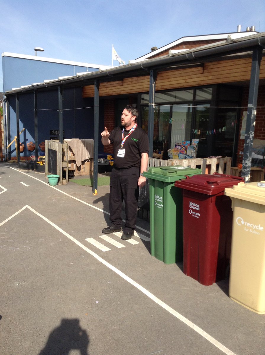 Miss_Harrison89's tweet photo. Another fabulous day in EYFS! A big thank you to @KeepBoltonTidy @boltoncouncil for visiting us at @EssaPrimaryAcad today! The children enjoyed building on their recycling knowledge and helping ‘Otley Elephant’ to sort out his rubbish! Next, it’s time to learn about composting!🌱 https://t.co/J3LbEawKko