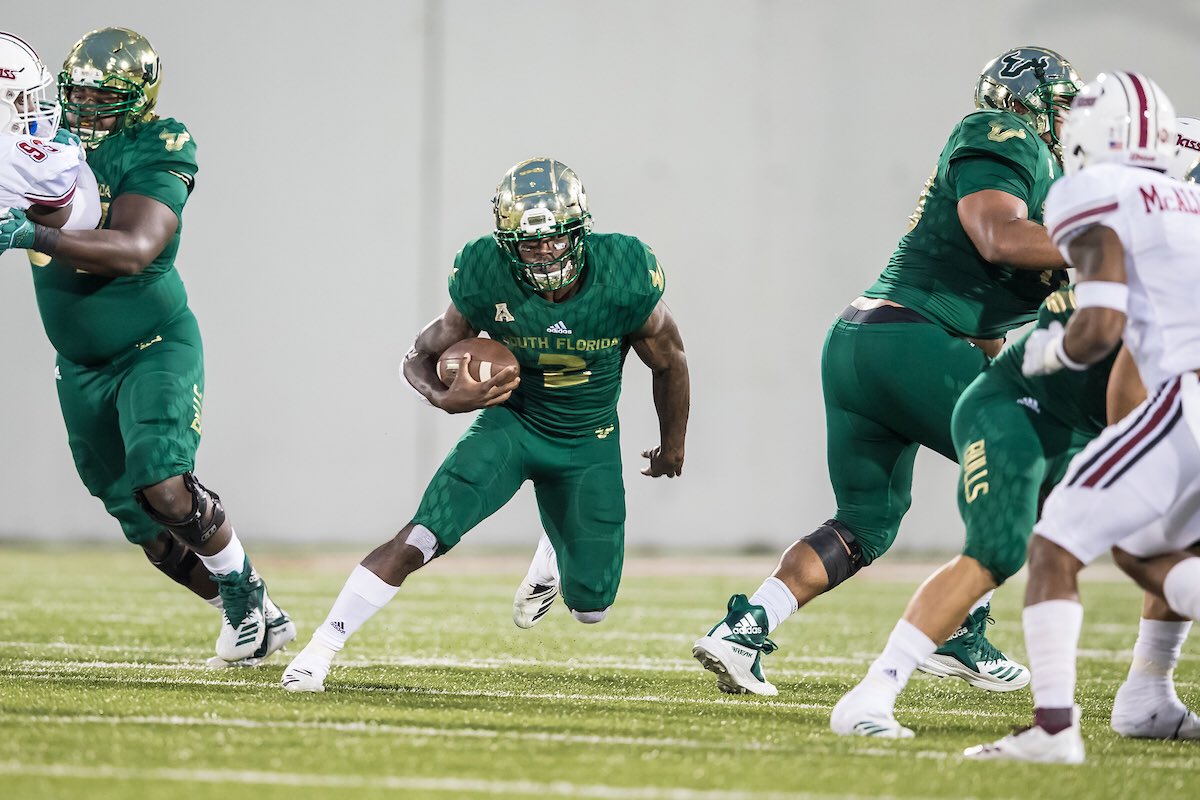 NFLDraft_2020's tweet image. 2020 NFL Top Seniors: RB
12 Rodney Smith MINNESOTA
11 Chris Evans MICHIGAN
10 Jordan Cronkrite SOUTH FLORIDA
9 Patrick Taylor Jr. MEMPHIS