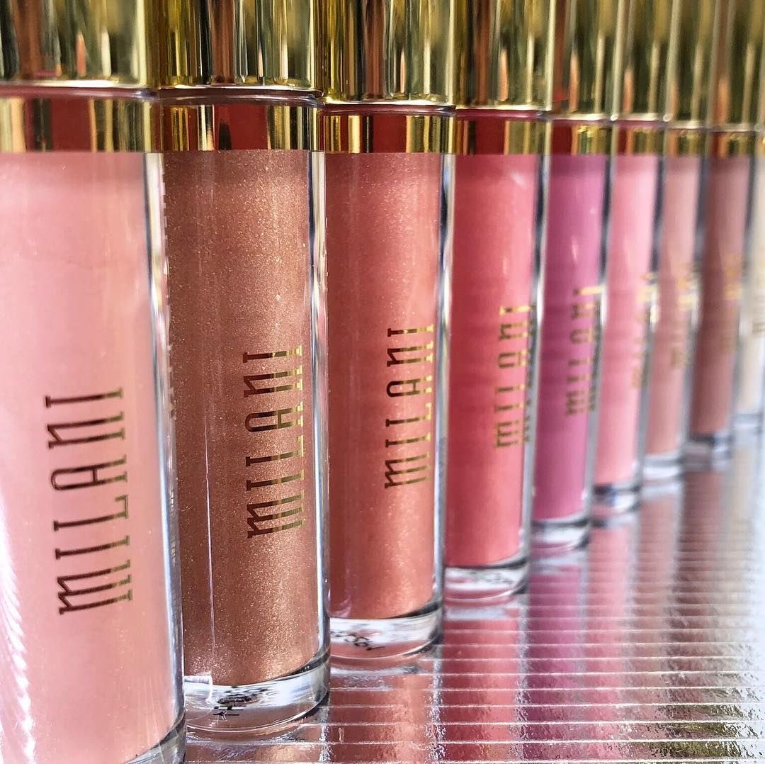 The  @milanicosmetics plumping lip gloss is only $8.99 and it gets your lips lookin JUICY.The tingle is reAL with these but the gloss is super shiny and non sticky and I love it! The colors a pretty pigmented for glosses as well and the ones with microglitter don’t feel gritty.