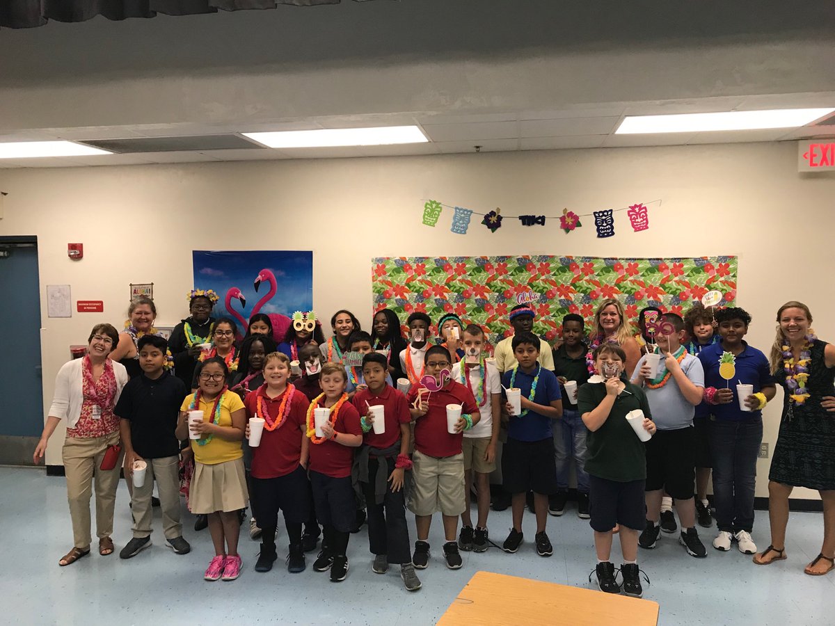 SouthOliveTiger's tweet photo. Super fun to celebrate these amazing students who came to school early every day for extra help this year. Hard work pays off! https://t.co/ScXOJtO5rB