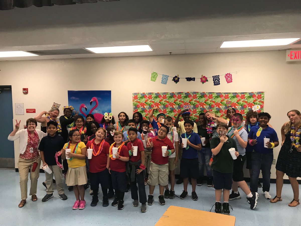 SouthOliveTiger's tweet photo. Super fun to celebrate these amazing students who came to school early every day for extra help this year. Hard work pays off! https://t.co/ScXOJtO5rB
