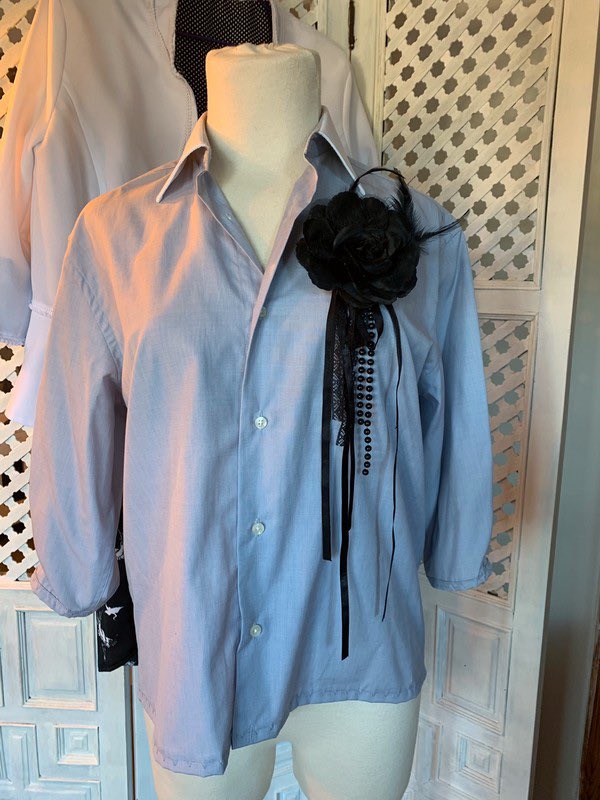 50esUnNumero's tweet photo. ¡Alerta Spoiler! Consigue #50esUnNumero que vendo en #Vinted! Es una talla XL / 42 / 14 por 5,00 €: https://t.co/SpYgmvWgnR