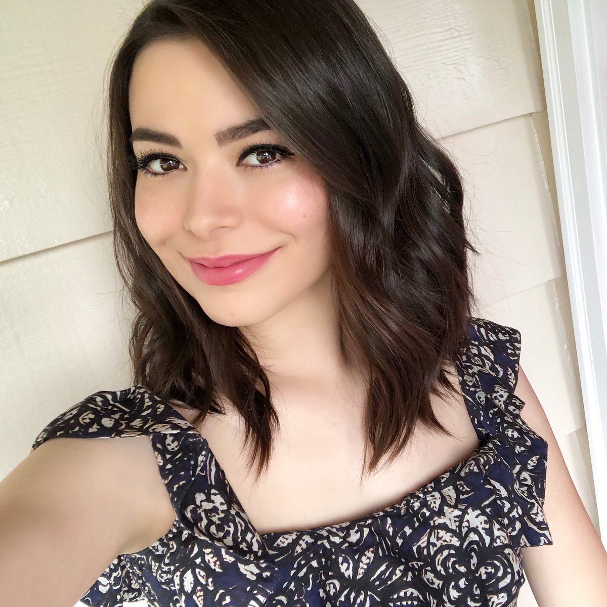 Happy Birthday Miranda Cosgrove  