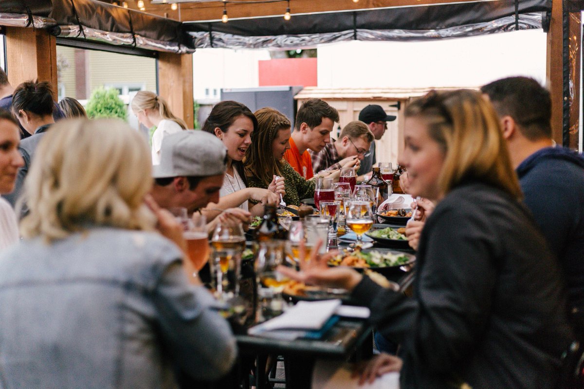 Lightedge's tweet photo. Will you be attending the @DSMTechOnTap event on Thursday? You should. Stop by Exile Brewing in Des Moines this Thursday from 4pm-6pm for a technology happy hour. No tickets or registration required! https://t.co/mIvGq2JMBi https://t.co/0X4Gd974pg