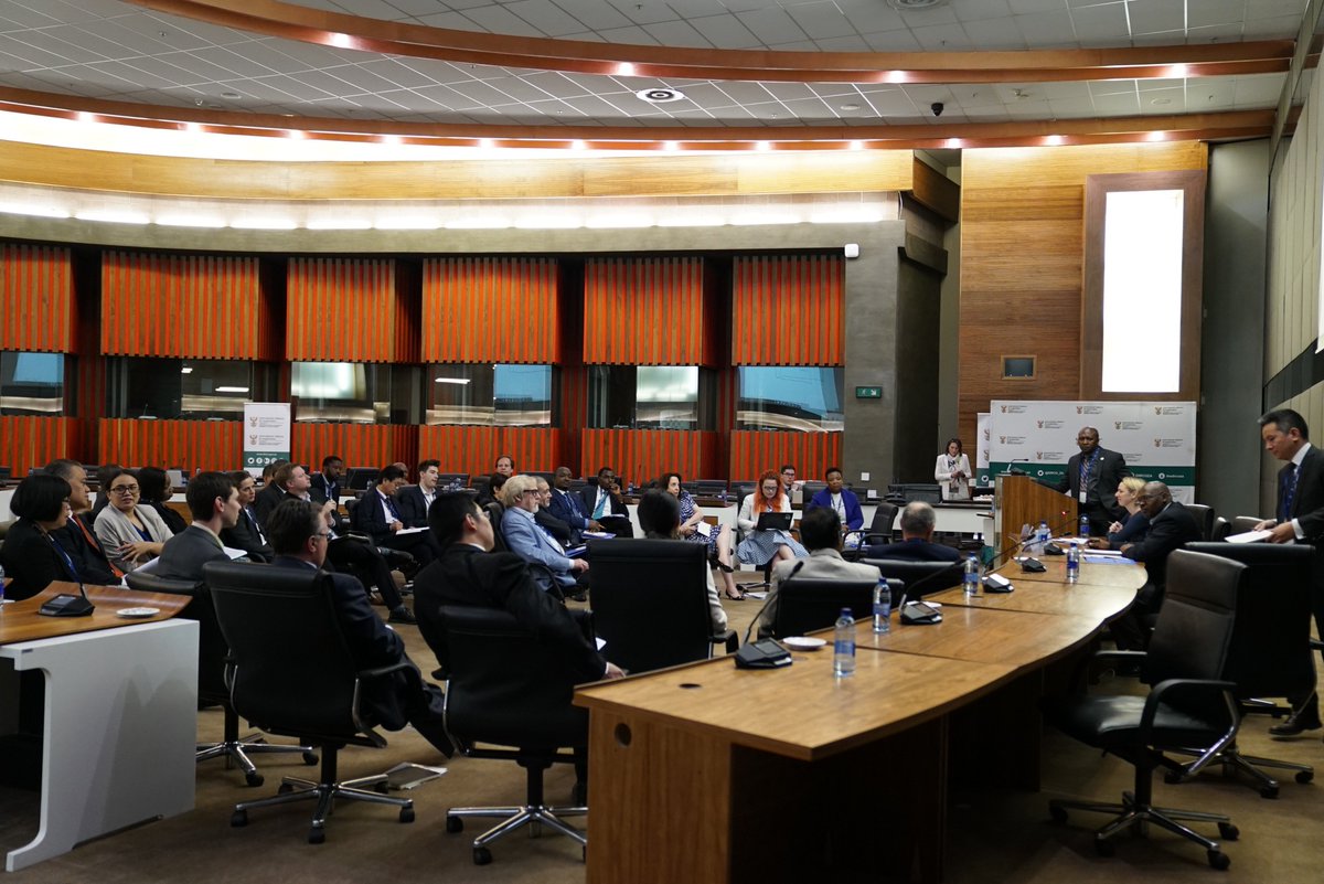 ISBAHQ's tweet image. Day 2 of the Development of Standards&amp;amp;Guidelines for the Draft #MiningCode workshop in #Pretoria discussed the mechanism for the development of standards and guidelines. The working groups focused on the potential development process&amp;amp;content development. bit.ly/2Uv9m7k