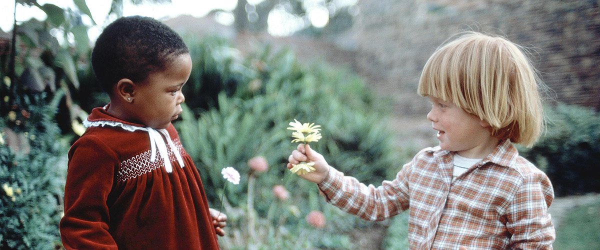 ONU_fr's tweet photo. Vivre ensemble en paix, c’est accepter les différences &amp; faire preuve de respect envers autrui.

Aidez-nous jeudi à promouvoir l'inclusion et la tolérance lors de la Journée internationale du vivre-ensemble en paix : https://t.co/ilvYDWTPgt https://t.co/aHb3Zyz4r0