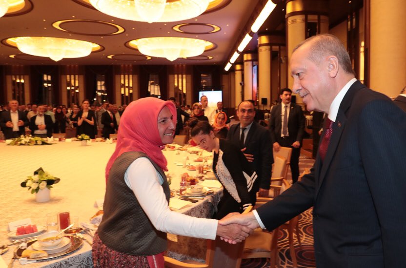 tcbestepe's tweet photo. “82 milyonun her bir ferdini kucaklaştırmanın, Türkiye ortak paydasında buluşturmanın mücadelesini veriyoruz” https://t.co/jWy5lTaeKw https://t.co/ly9k0433zK