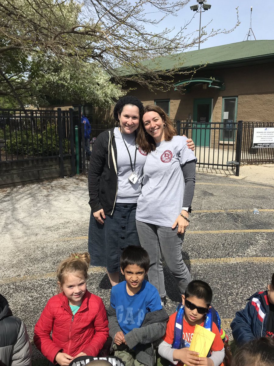 BudlongIlt's tweet photo. Budlong Beautiful Staff Members #budlongbeautiful #teacherappreciationweek2019 @PrincipalNaomi @BudlongSchool https://t.co/xfdtW1I9N7