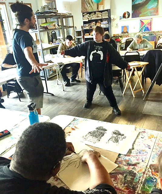 OSLPPeople's tweet photo. Alana #modeling for a short session during #figuredrawing class today. ⠀
.⠀
.⠀
.⠀
#inclusionthroughthearts #empoweringadults https://t.co/50bgZouwgx