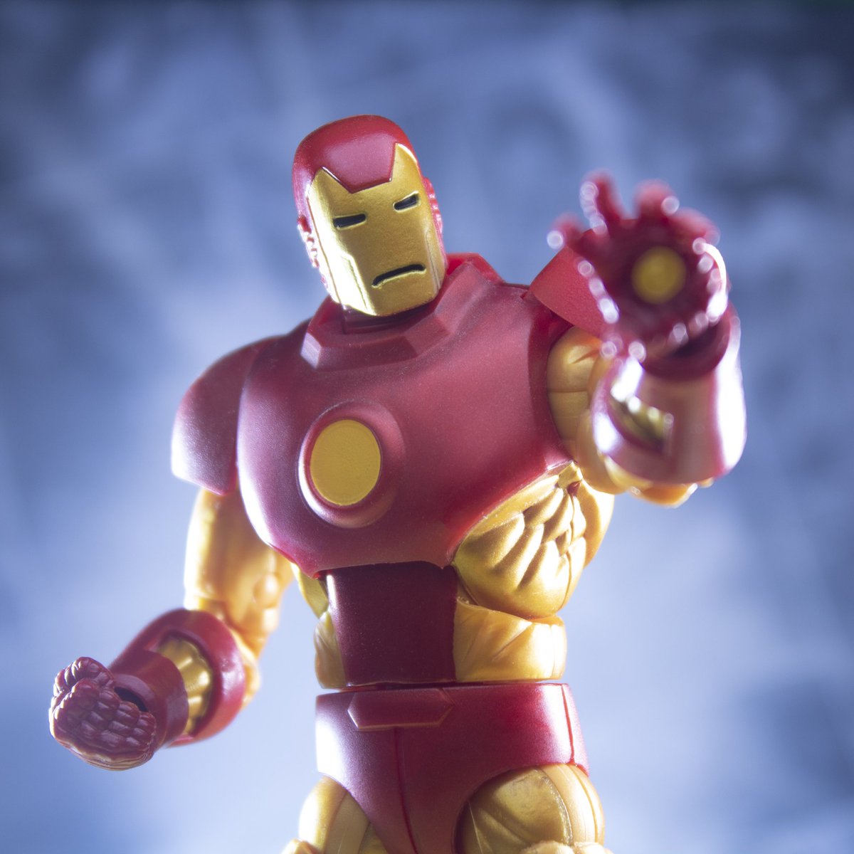 TBBAnimations's tweet photo. He is Iron Man.
-
-
-
-
-
@RobertDowneyJr #IronMan #Endgame #Avengers #Comics #Marvel #Hasbro #MarvelLegends @Marvel @MarvelStudios @Hasbro https://t.co/eH31uwvAF2