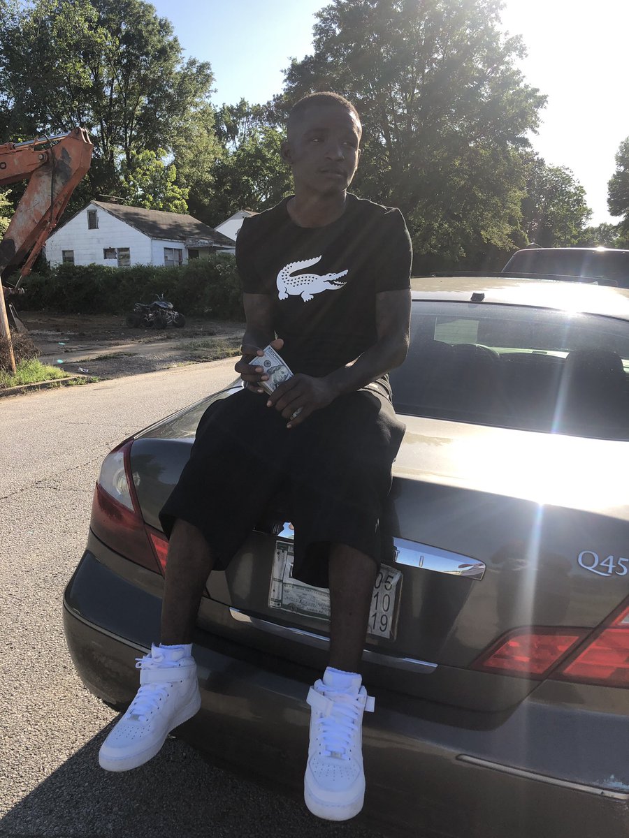 WLE_Fruit's tweet photo. Can’t even act like I fck wit niggas 🚫🧢 https://t.co/z7I6Y5oxDy