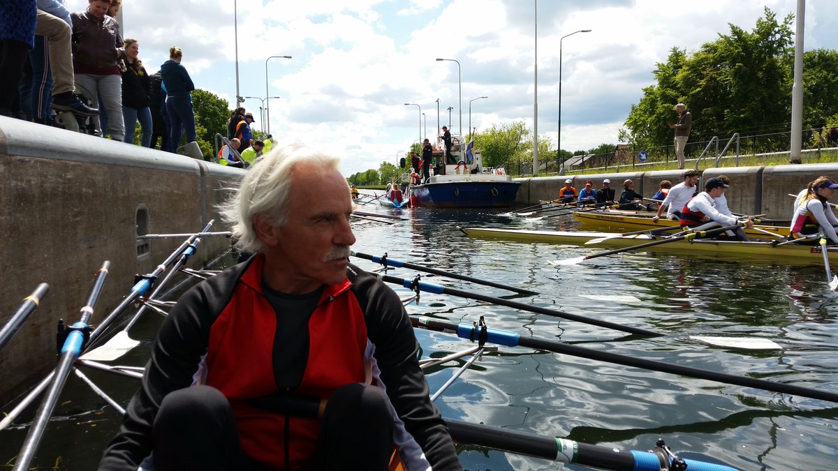 Roeivereniging Weert was weer van de partij bij de 7 sluizentocht. 65 km roeien van Eindhoven naar Roermond. Het verslag van deze prachtige toertocht vind je op onze BLOG: rv-weert.blogspot.com/2019/05/versla…