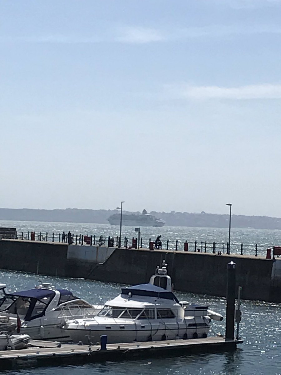 michellevooghty's tweet photo. Went down to #Torquay earlier to see #MsAmadea @VikingCruises with the kids, they loved it. https://t.co/Ix39Eiqwz4