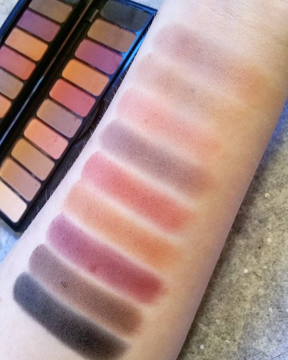 On the top of great affordable eyeshadow palettes, the mad for matte palettes from elf are amazing! They’re super pigmented and perform beautifully. And they’re only $10! My favourite one is summer breeze and jewel pop is also stunning