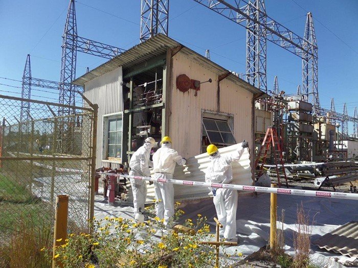 Small businesses are leaving their mark at EM sites in many critical mission areas. Check out EM Update's article recognizing some of the companies that work with EM on its renewed focus of driving cleanup toward completion! bit.ly/2YysROL