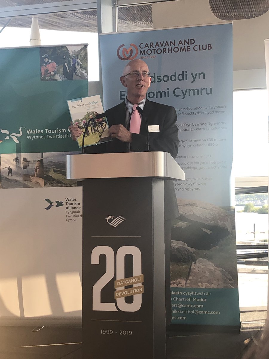 Excellent turnout for this evening’s Tourism Alliance event <a href="/AssemblyWales/">Assembly Wales</a> Important we recognise the contribution of tourism to the Welsh economy <a href="/WTA_Tweets/">Wales Tourism Alliance</a> <a href="/EmmaCasburn/">Emma Casburn</a> <a href="/PaulDaviesPembs/">Paul Davies MS/AS 🏴󠁧󠁢󠁷󠁬󠁳󠁿</a>