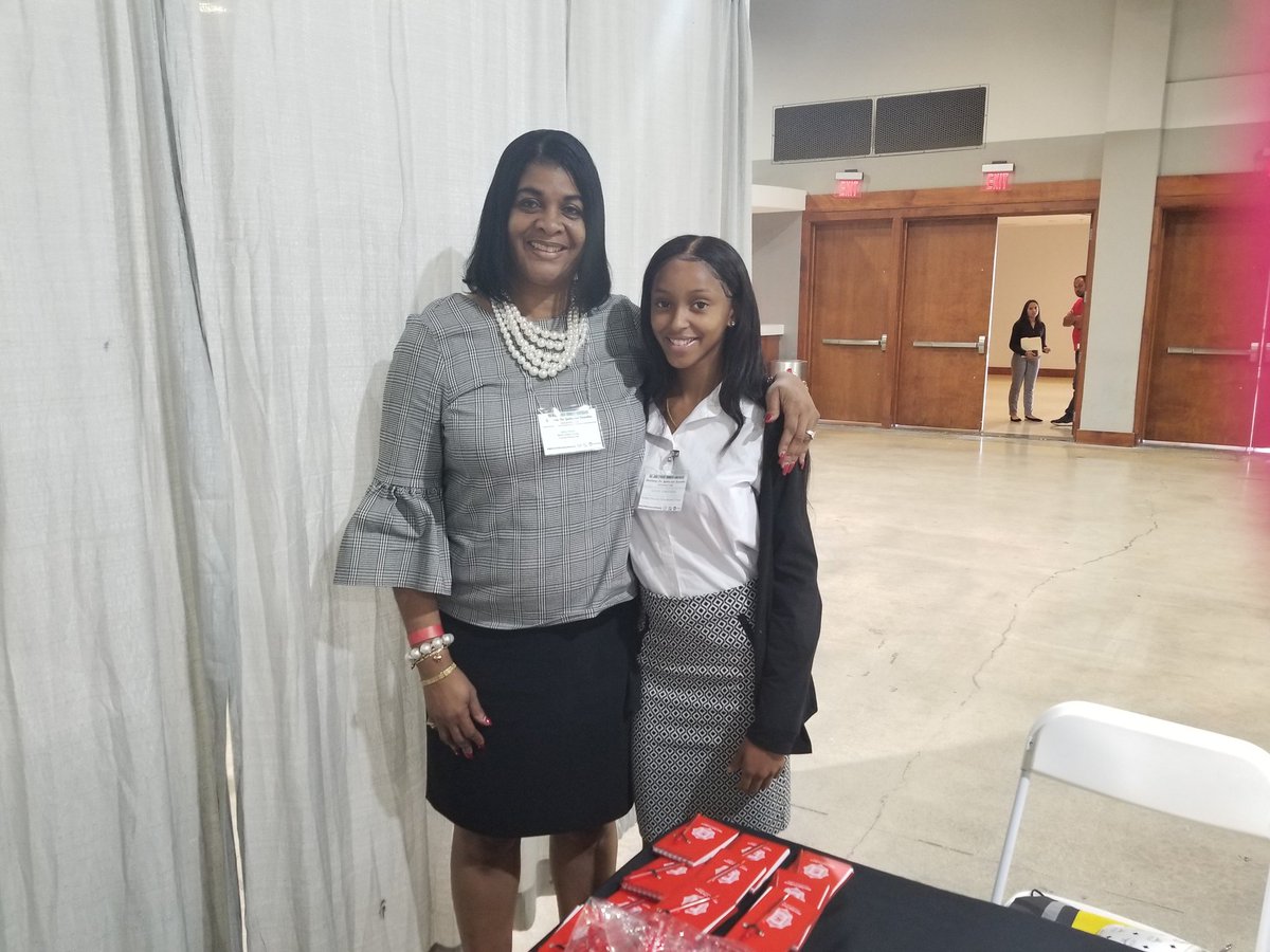 KathyLHortonDST's tweet photo. #BeFutureReady #CTEMiami #nafmiami , Ms Horton interviewed staff for Internships with Miami-Dade County. https://t.co/V22fzXqOOO