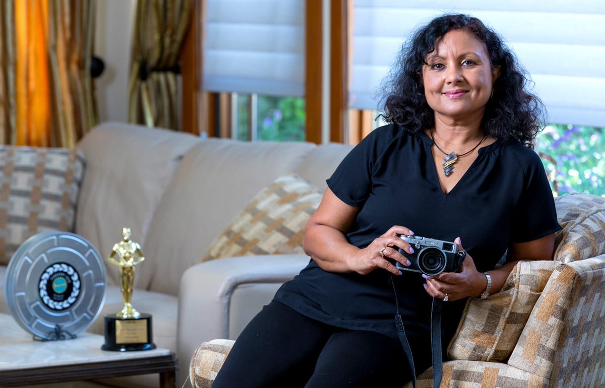 SJSU's tweet image. Engineer-turned-filmmaker Saila Kariat's debut feature film, @TheValley2017, explores the intense pressure that immigrants and others face in Silicon Valley. 

Read more: go.sjsu.edu/2AA58n0

#SJSUWSQ #MentalHealthAwareness #SJSUAlumni
@SJSU_HA