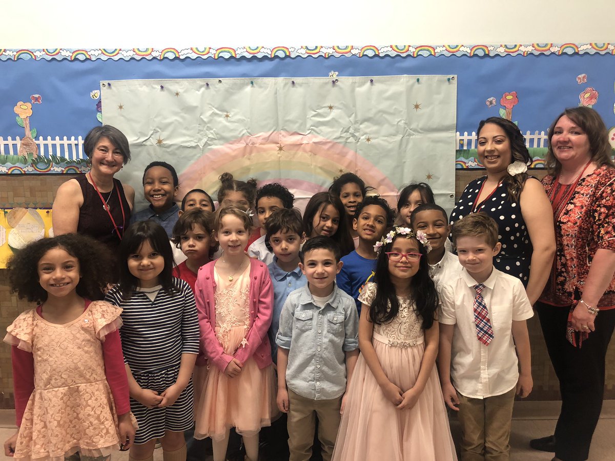 Mrs__Guzman's tweet photo. We loved dressing up for our Afternoon Tea #WeeTea https://t.co/53MNH1V75d