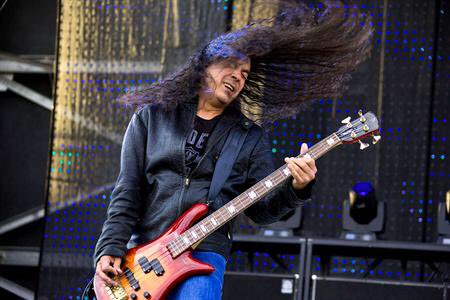 Happy Birthday to Mike Inez of Alice in Chains!  