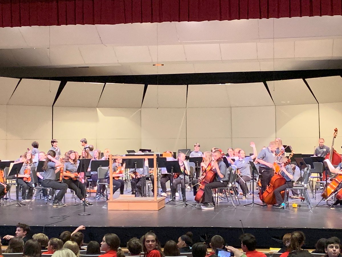 MsHillMMS's tweet photo. Can’t wait to hear the beautiful songs from the Mentor Orchestra String Fling tonight!!! https://t.co/9h1rQVBhtH