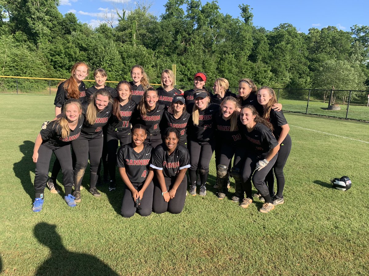 CannonCougarAD's tweet photo. Cannon softball 🥎 battles to the 11-1 quarterfinal W over Char Country Day behind the hot bats of J Dickerson, C Winchester, A Brown, L Skolaris, &amp; G Holloway (solo bomb 💣 HR).  S Grissom excellent behind the plate &amp; Holloway 💪 in circle. ❤️ this TEAM!! On 2 the Final Four! https://t.co/i5WzEIsX5s
