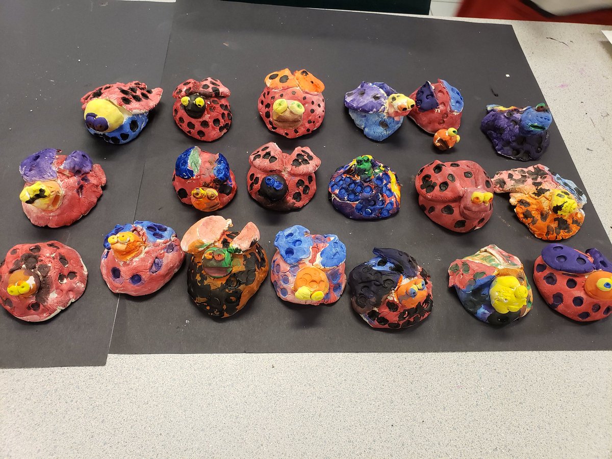 DionAllison's tweet photo. Clay painting week is here!  Students favorite time of year in art class!  4th grade made initial tiles, kindergarten made ladybugs out of their pinch pots.  #elementaryart #artteacherlife #create #kidsart #clay #pinchpots #slabs #painting https://t.co/D4lHdj3rlV