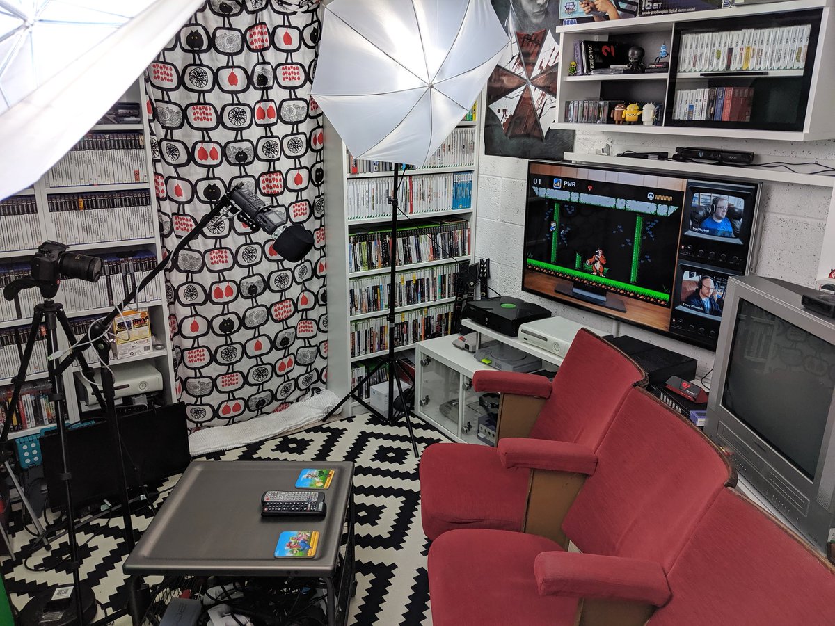 garagegamers_'s tweet photo. Setting up for tomorrow's shoot and watching some @MyLifeInGaming 😁🎮🎮🎥📺
.
.
.
.
#gaming #garage #garagegamers #retrogames #retrogaming #mancave #gameroom #livestream #youtube #mylifeingaming #mlig #pickups #gamepickups https://t.co/TOaO39ehYc