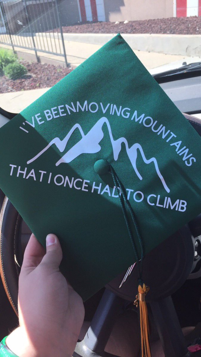 MERCEDES_KENZ__'s tweet photo. It’s college graduation day and who’s lyrics are better to have than @NeckDeepUK ? No one’s.🗻❤️#LNOTGY https://t.co/RcmoikAaE1