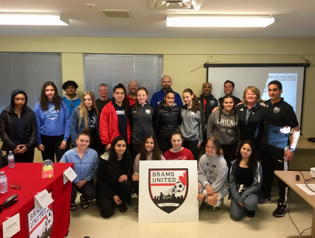 Cyrs72's tweet photo. Amazing turnout for @BramsUnited Match Official kick off, prepping for the 2019 Outdoor Season 👏🏽 to Club Head Referee George for your focus on Match Official Development 20 Female and 10 Male Match Officials ready to go 🔥⚽️🙌🏻 #DaretoDream #DevelopmentLeadershipCommunity https://t.co/XTR2j0vlS9