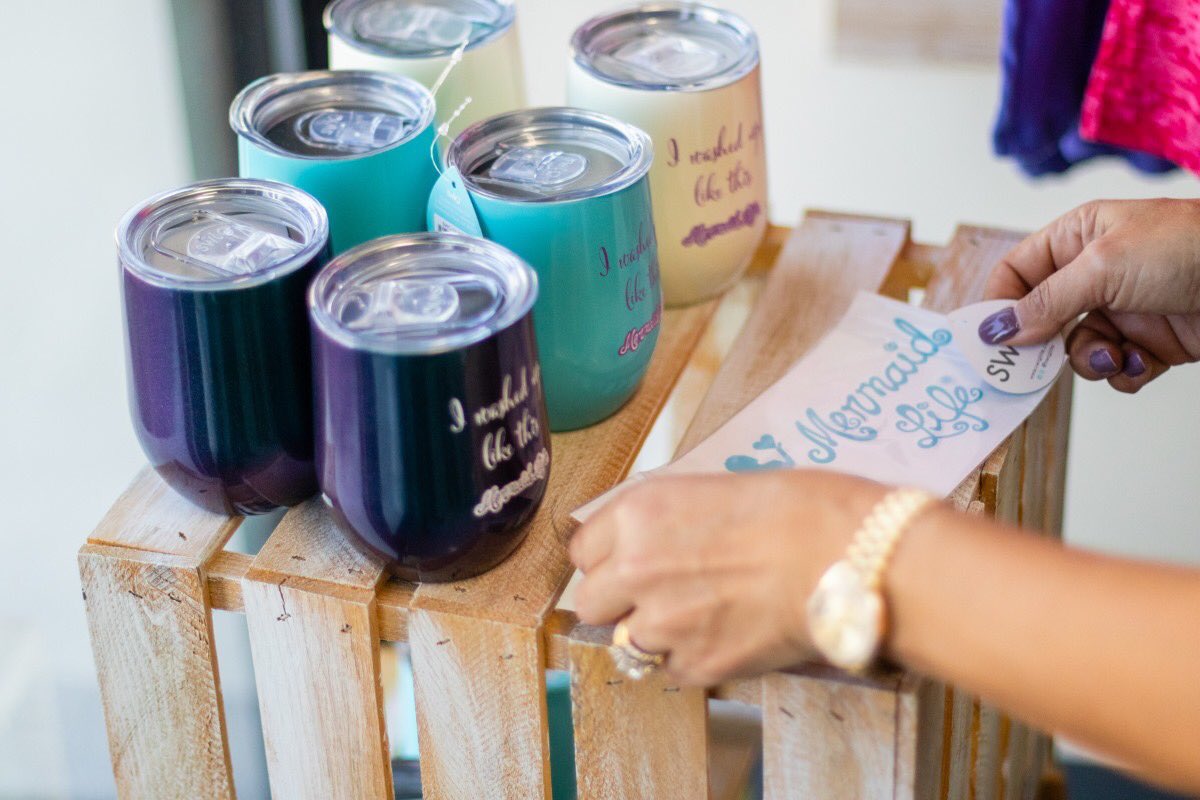 SeaMermaidLife's tweet image. Look at this stuff. Isn&apos;t it neat? Wouldn&apos;t you think your collection&apos;s complete? #neatstuff #bestbrands #coastal #seamermaidlife #mermaidlife