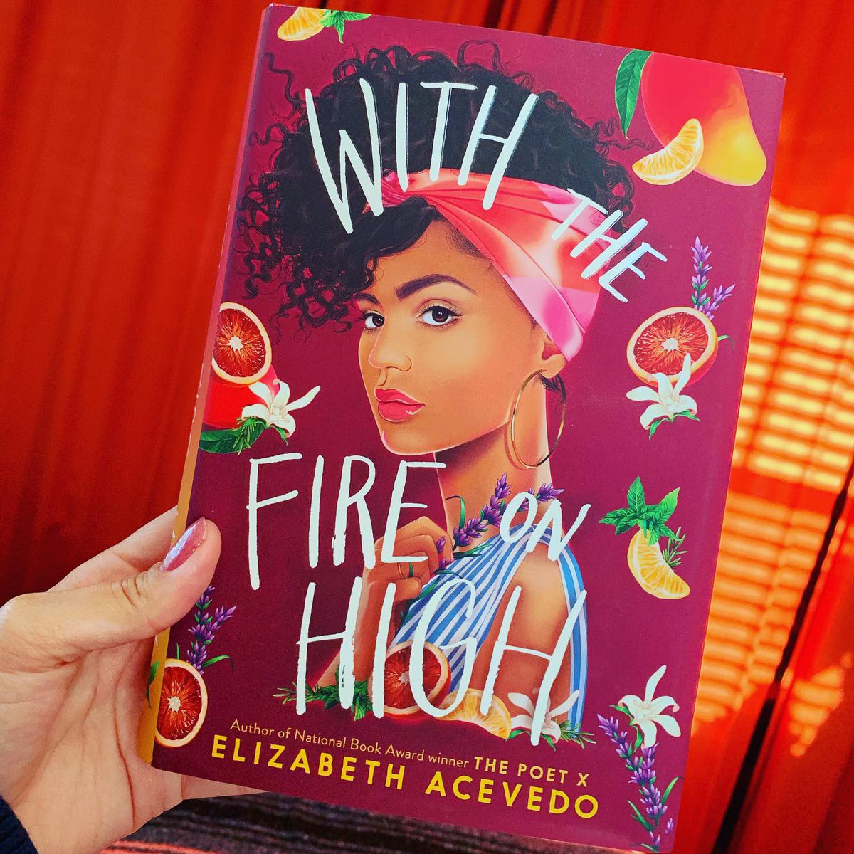 Congrats to H. Elizabeth Acevedo on her book release: #WithTheFireOnHigh! 📖😻We are incredibly proud of you. Her second book is about a teen mom who makes Afro-Caribbean food magic. Our PEARLS Program DC is raffling 2 AUTOGRAPHED COPIES 😭 
Enter now for chance to win! #ΣΛΥ